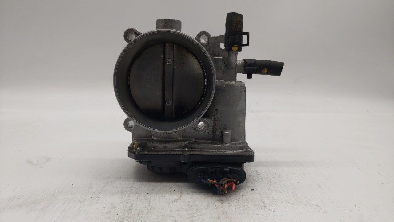 2012-2014 Hyundai Genesis Throttle Body P/N:35100-36BA0 35100-3CBA0 Fits 2012 2013 2014 OEM Used Auto Parts - Oemusedautoparts1.com