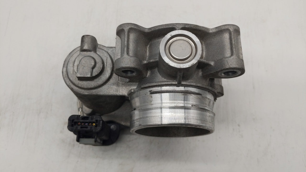 2018-2019 Chevrolet Equinox Throttle Body P/N:12659491BA 12671379AA Fits 2016 2017 2018 2019 OEM Used Auto Parts - Oemusedautoparts1.com