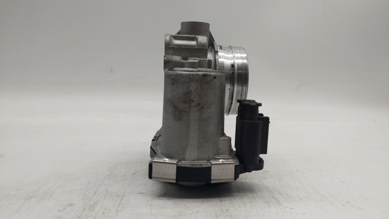 2018-2019 Chevrolet Equinox Throttle Body P/N:12659491BA 12671379AA Fits 2016 2017 2018 2019 OEM Used Auto Parts - Oemusedautoparts1.com