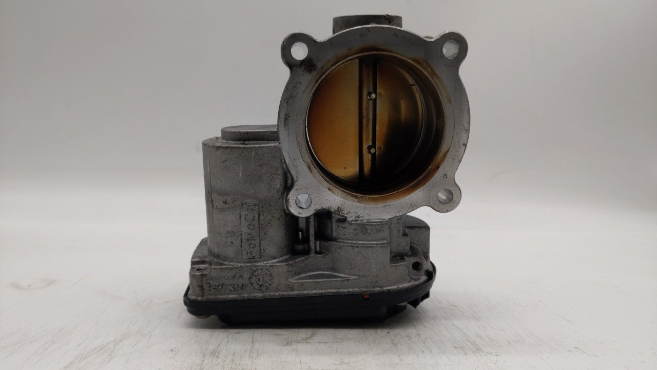 2010-2012 Ford Fusion Throttle Body P/N:9L8E-9F991-BC DS7E-9F991-AK Fits 2009 2010 2011 2012 OEM Used Auto Parts - Oemusedautoparts1.com