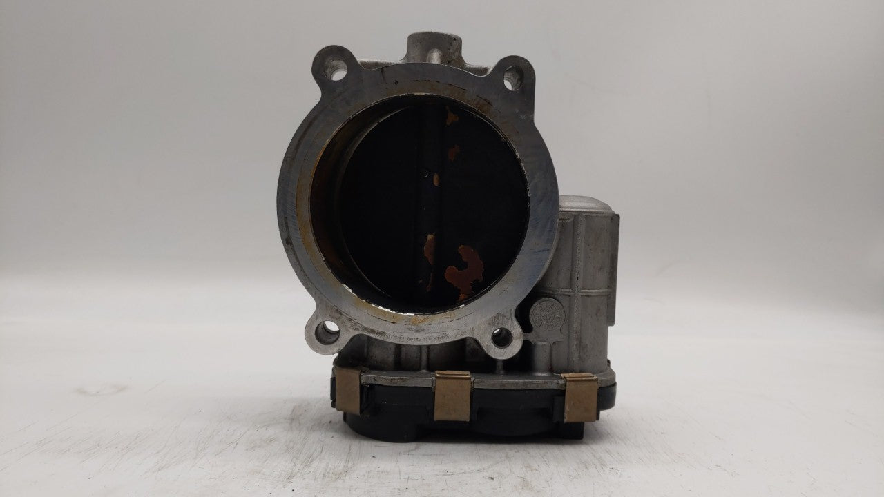 2006-2011 Cadillac Dts Throttle Body P/N:RME87 RME87-2 Fits 2006 2007 2008 2009 2010 2011 OEM Used Auto Parts - Oemusedautoparts1.com