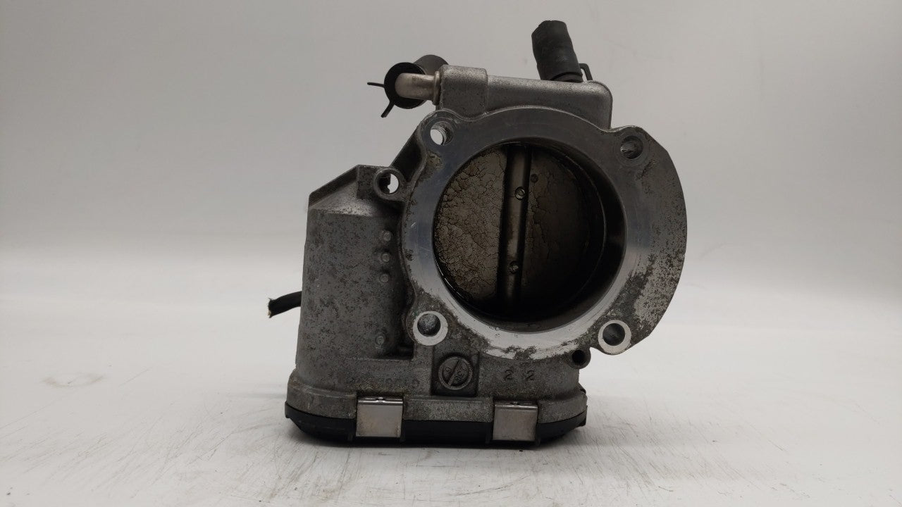 2011-2015 Kia Optima Throttle Body P/N:35100-2G700 Fits 2011 2012 2013 2014 2015 2016 OEM Used Auto Parts - Oemusedautoparts1.com