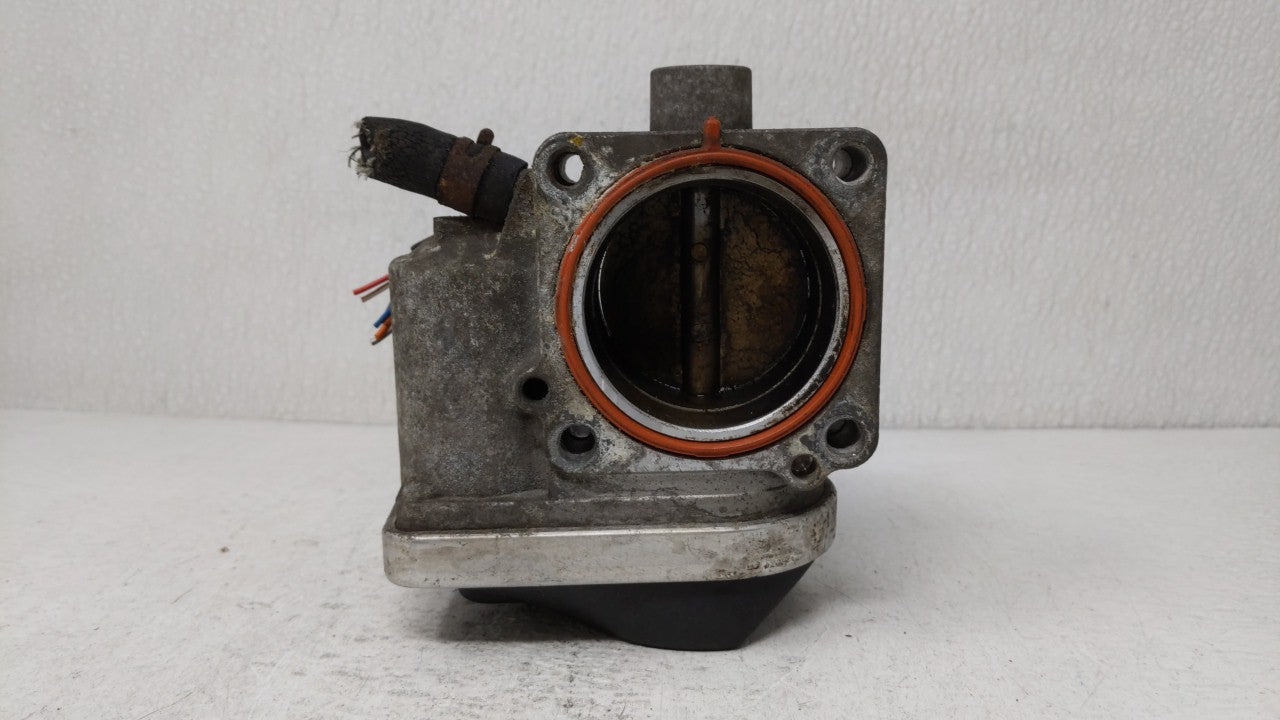 2006 Mini Cooper Throttle Body P/N:7509043 1354 7 509 043 Fits OEM Used Auto Parts - Oemusedautoparts1.com