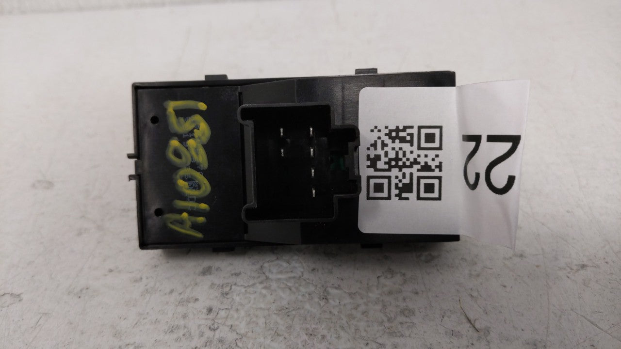 2014 Chevrolet Cruze Passeneger Right Power Window Switch 13305370 - Oemusedautoparts1.com