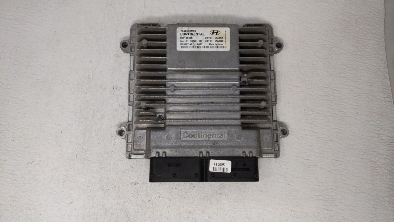 2011-2014 Hyundai Sonata PCM Engine Computer ECU ECM PCU OEM P/N:39101-2G661 39111-2G661 Fits 2011 2012 2013 2014 OEM Used Auto Parts - Oemusedautoparts1.com