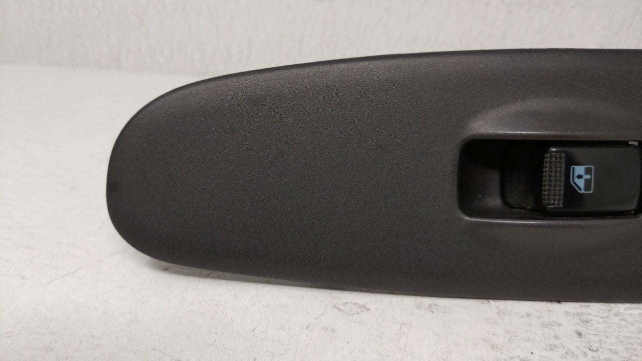 2006 Hyundai Elantra Passeneger Right Power Window Switch - Oemusedautoparts1.com