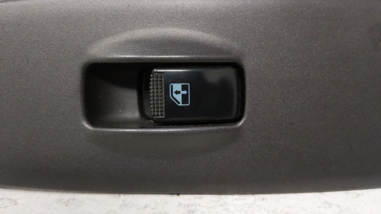 2006 Hyundai Elantra Passeneger Right Power Window Switch - Oemusedautoparts1.com