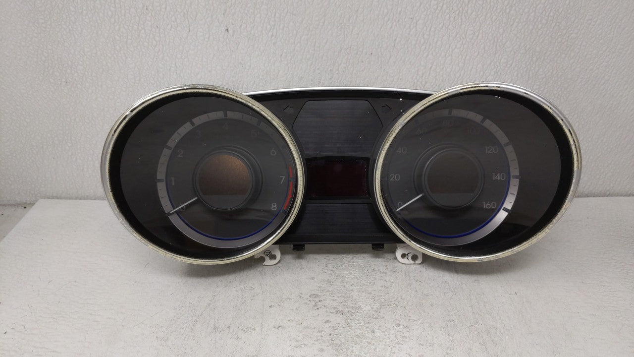 2011-2013 Hyundai Sonata Instrument Cluster Speedometer Gauges P/N:94001-3Q000 94001-3Q001 Fits 2011 2012 2013 OEM Used Auto Parts - Oemusedautoparts1.com