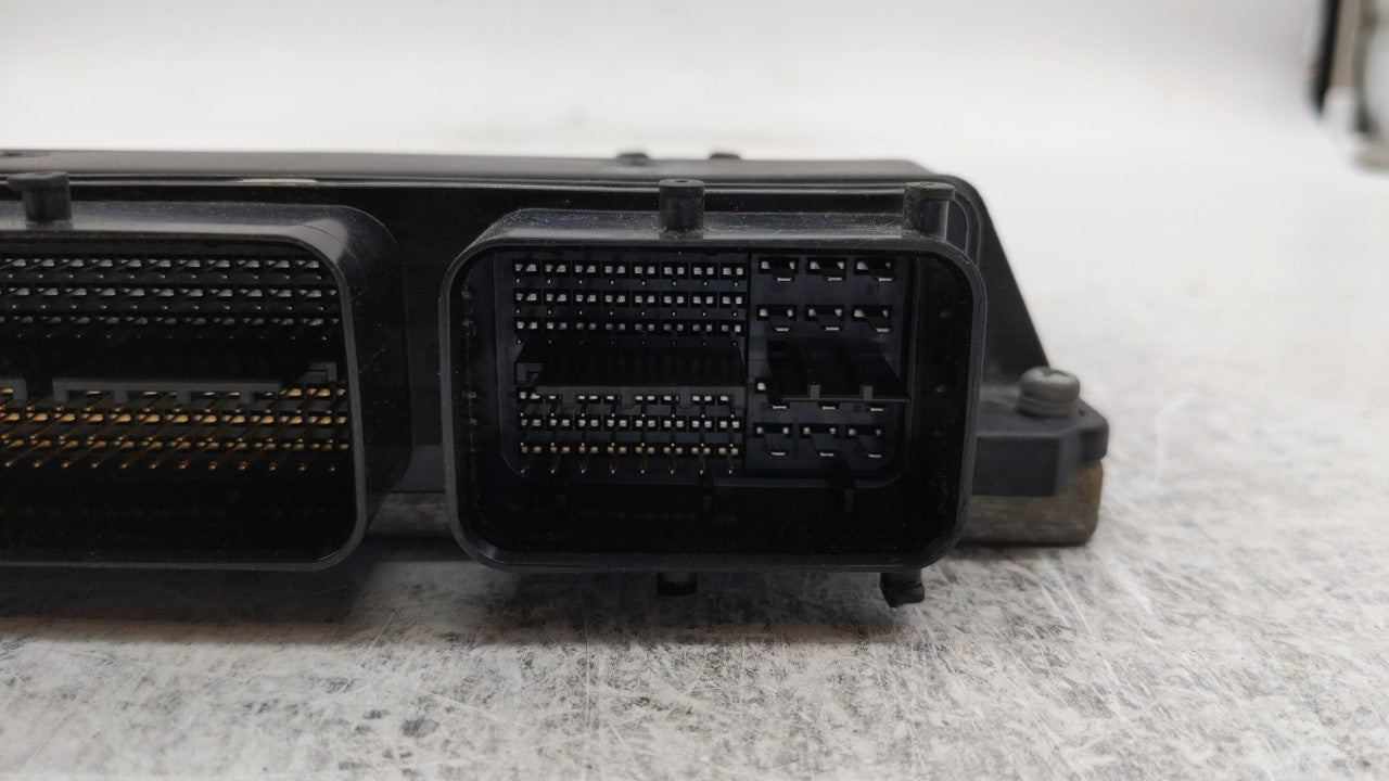 2015 Toyota Sienna PCM Engine Computer ECU ECM PCU OEM P/N:89661-08410 Fits 2016 OEM Used Auto Parts - Oemusedautoparts1.com