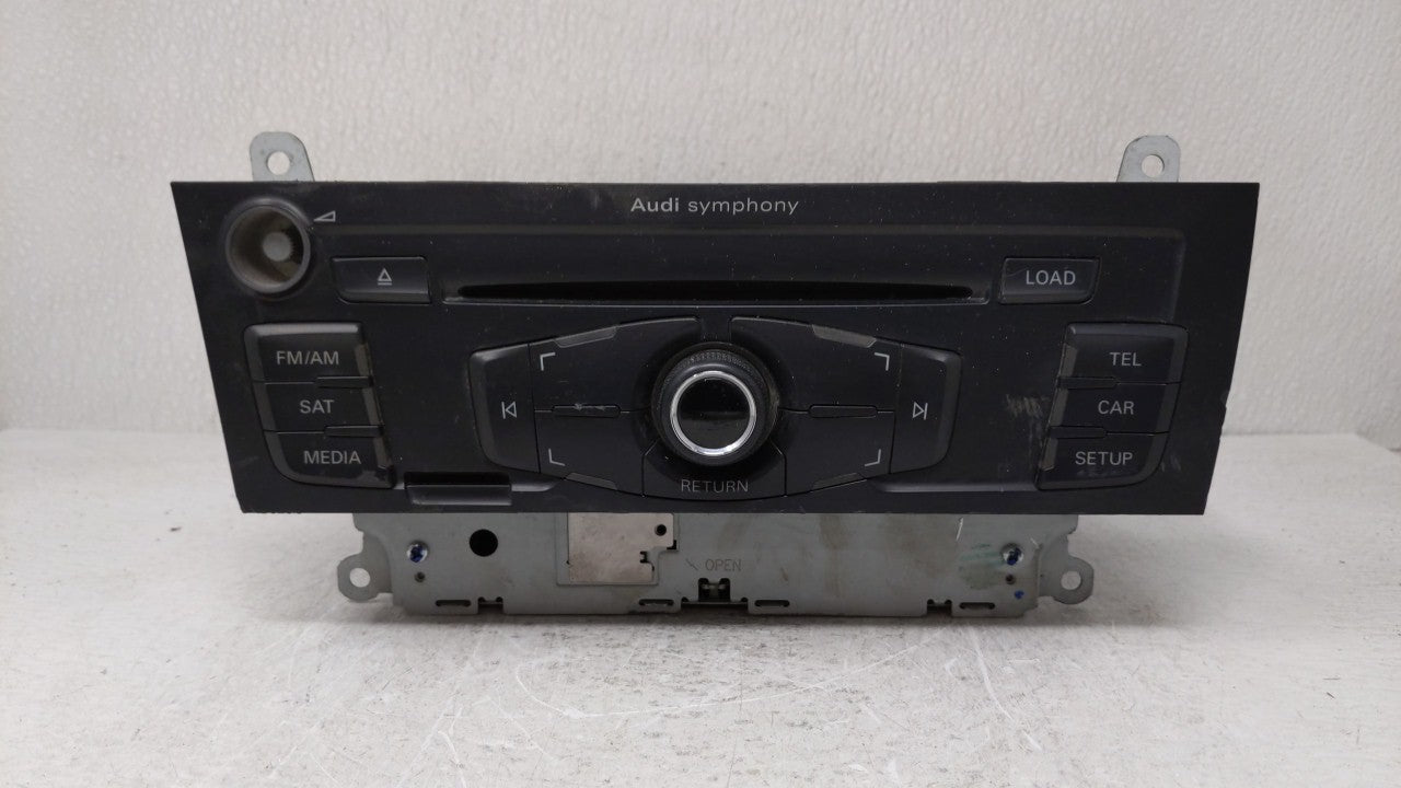 2009 Audi A4 Radio AM FM Cd Player Receiver Replacement P/N:8T1 035 195 L Fits OEM Used Auto Parts - Oemusedautoparts1.com