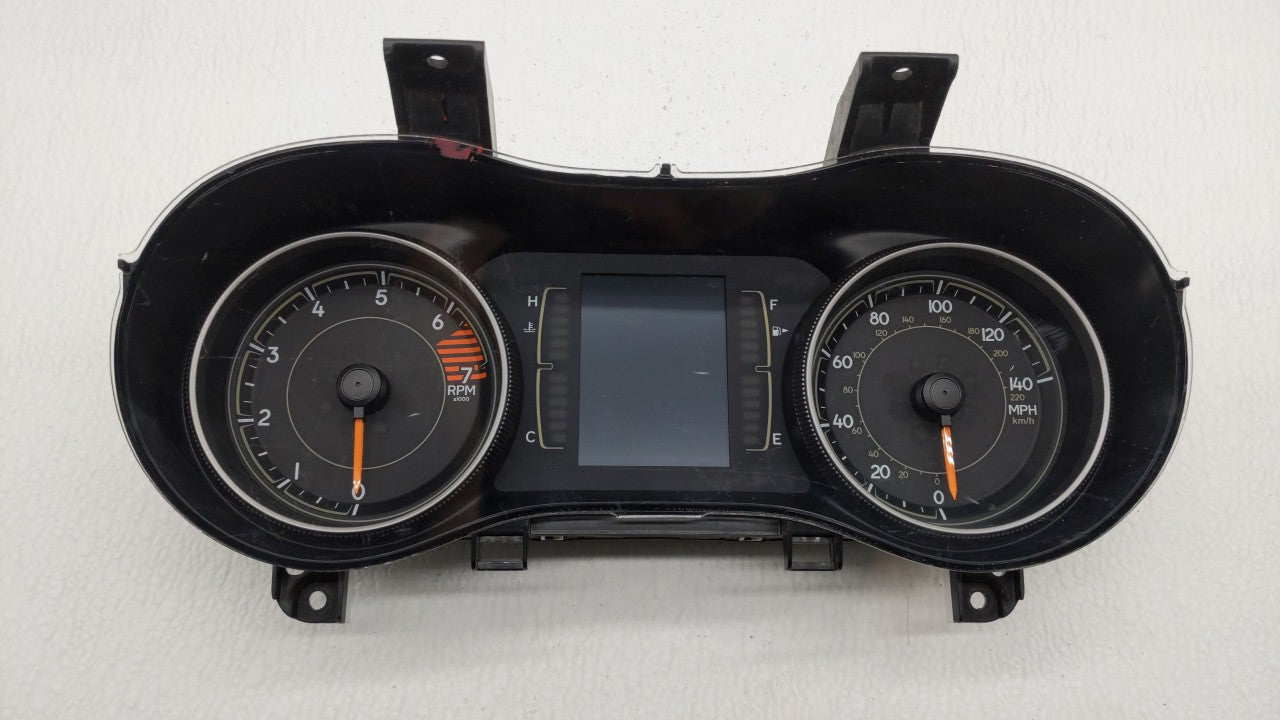 2016 Jeep Cherokee Instrument Cluster Speedometer Gauges P/N:P68274069AC P68274070AC Fits OEM Used Auto Parts - Oemusedautoparts1.com