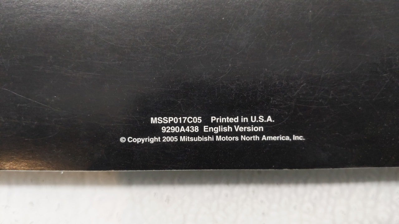 2005 Mitsubishi Galant Owners Manual Book Guide P/N:9290A438 OEM Used Auto Parts - Oemusedautoparts1.com