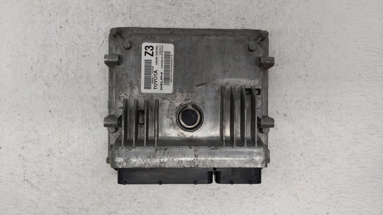 2015 Toyota Corolla PCM Engine Computer ECU ECM PCU OEM P/N:89661-0Z640 89661-0Z630 Fits OEM Used Auto Parts - Oemusedautoparts1.com