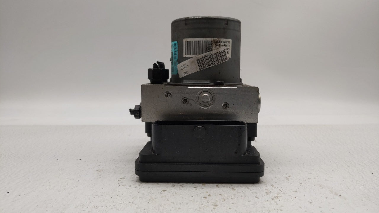 2015-2017 Hyundai Sonata ABS Pump Control Module Replacement P/N:58920-C2201 61589-45100 Fits 2015 2016 2017 OEM Used Auto Parts - Oemusedautoparts1.com