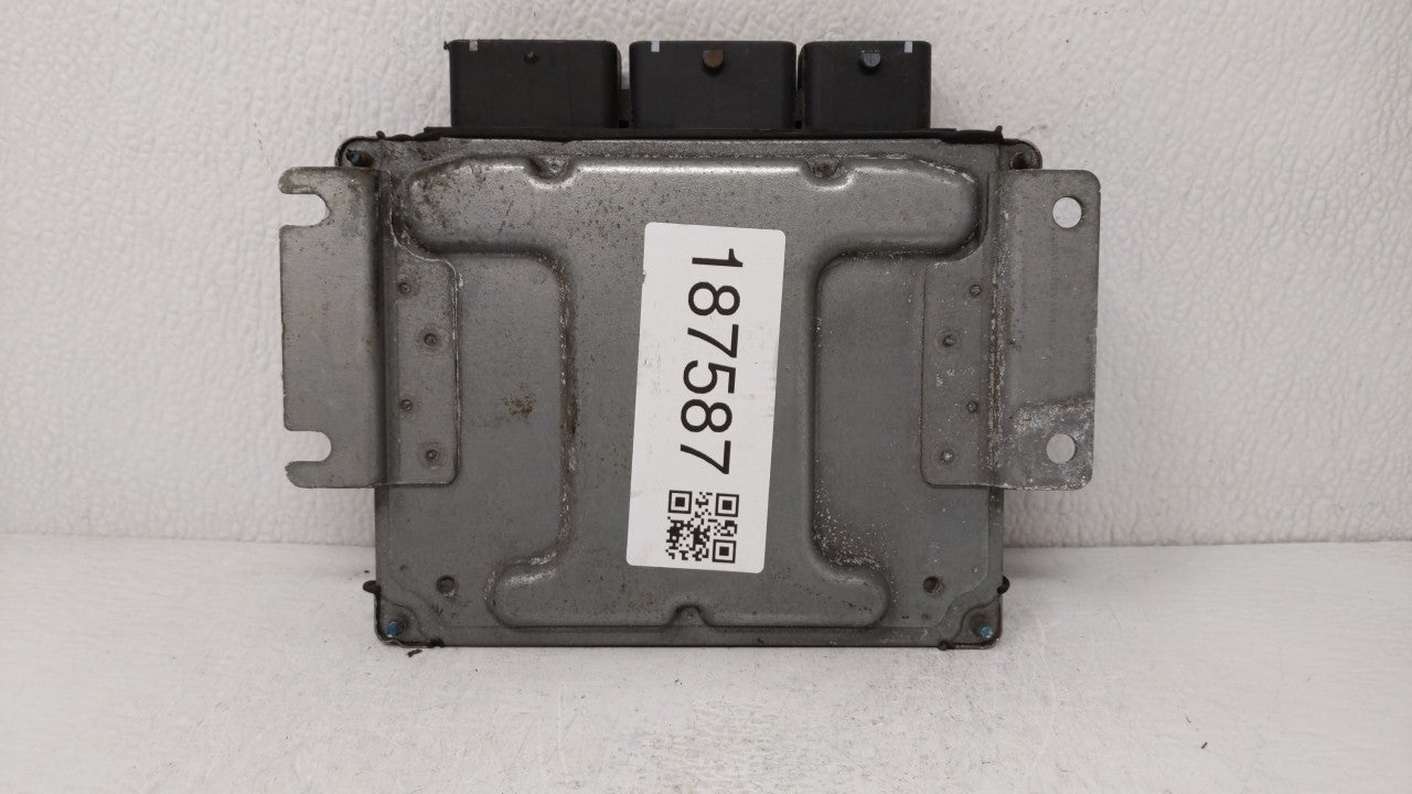 2013-2015 Nissan Sentra PCM Engine Computer ECU ECM PCU OEM P/N:BEM404-300 A1 NEC001-666 Fits 2013 2014 2015 OEM Used Auto Parts - Oemusedautoparts1.com