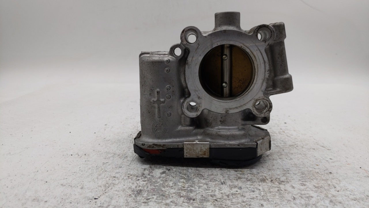 2013-2018 Chevrolet Trax Throttle Body P/N:55565489 12644239AA Fits 2011 2012 2013 2014 2015 2016 2017 2018 2019 OEM Used Auto Parts - Oemusedautoparts1.com