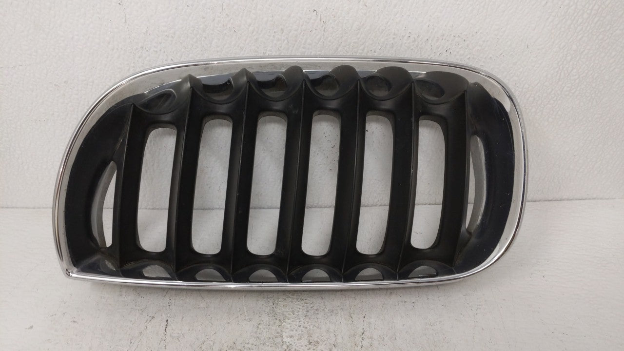 2004-2006 Bmw X3 Front Bumper Grille Cover - Oemusedautoparts1.com