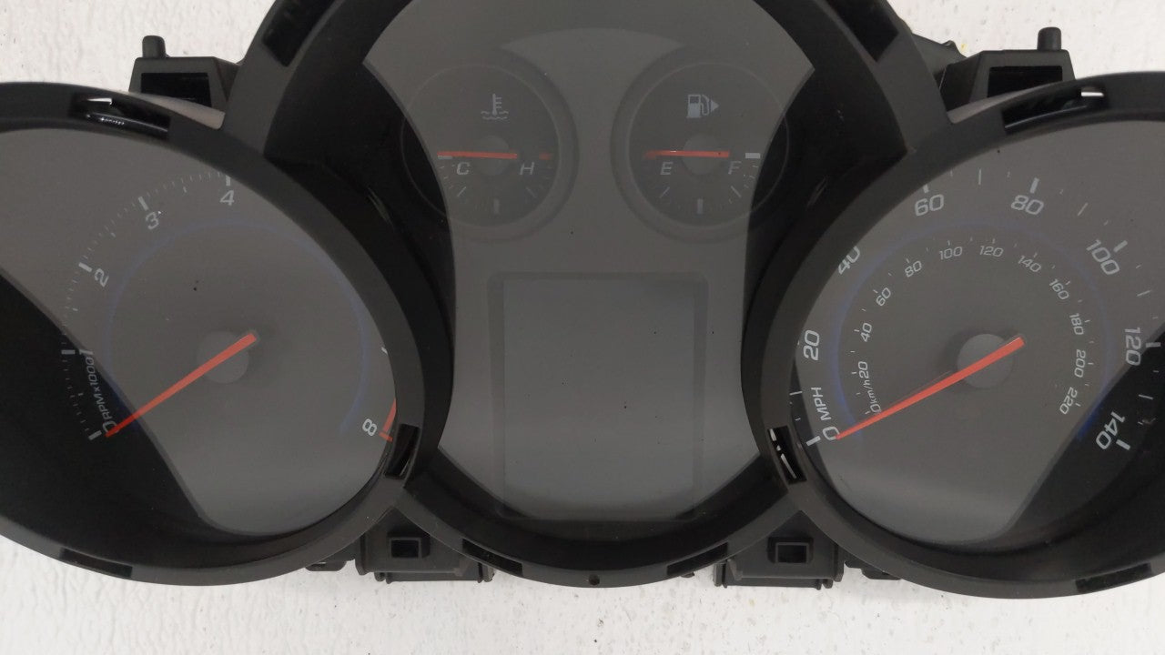 2013-2014 Chevrolet Cruze Instrument Cluster Speedometer Gauges P/N:95129378 Fits 2013 2014 OEM Used Auto Parts - Oemusedautoparts1.com