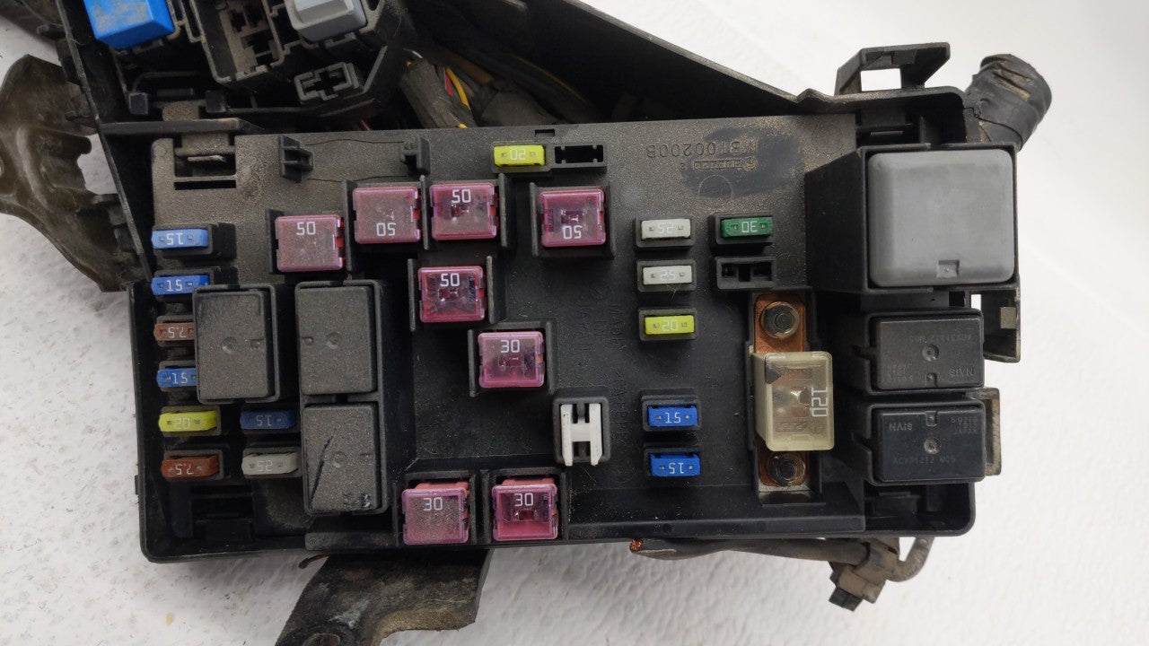 2006-2009 Subaru Legacy Fusebox Fuse Box Panel Relay Module P/N:82201AG02C MB502011B Fits 2006 2007 2008 2009 OEM Used Auto Parts - Oemusedautoparts1.com