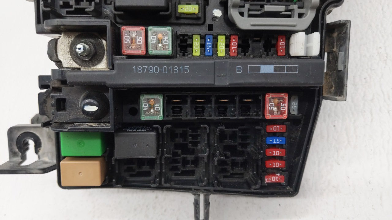 2014-2015 Kia Optima Fusebox Fuse Box Panel Relay Module P/N:91955-2T730 91955-2T010 Fits 2014 2015 OEM Used Auto Parts - Oemusedautoparts1.com