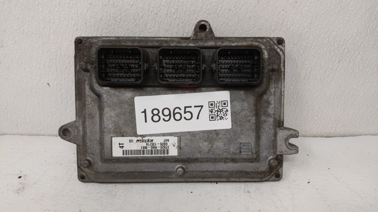 2013-2015 Honda Pilot PCM Engine Computer ECU ECM PCU OEM P/N:37820-RN0-M91 37820-RN0-M82 Fits 2013 2014 2015 OEM Used Auto Parts - Oemusedautoparts1.com