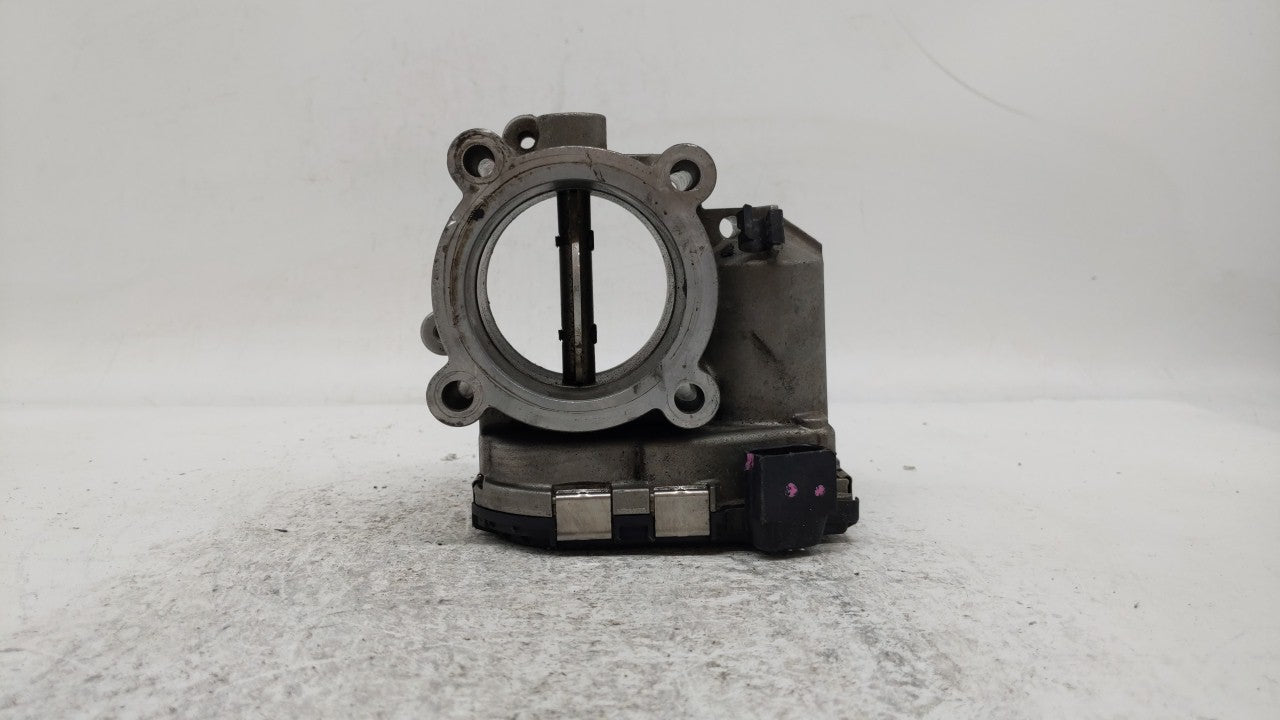 2010-2015 Mercedes-Benz Ml350 Throttle Body P/N:A 642 090 02 70 6420900270 Fits OEM Used Auto Parts - Oemusedautoparts1.com