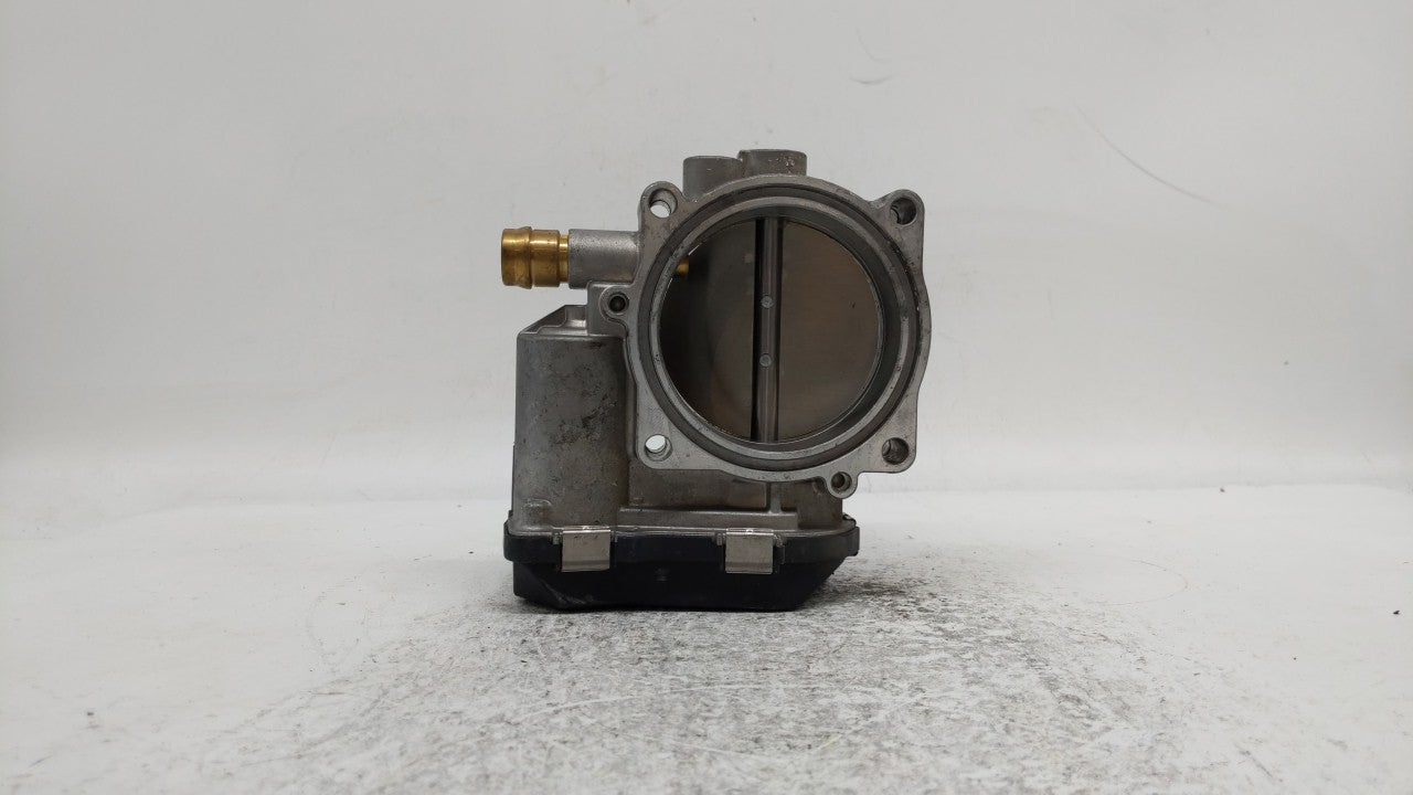 2011-2019 Bmw X6 Throttle Body P/N:1354 7597871 Fits 2010 2011 2012 2013 2014 2015 2016 2017 2018 2019 2020 OEM Used Auto Parts - Oemusedautoparts1.com