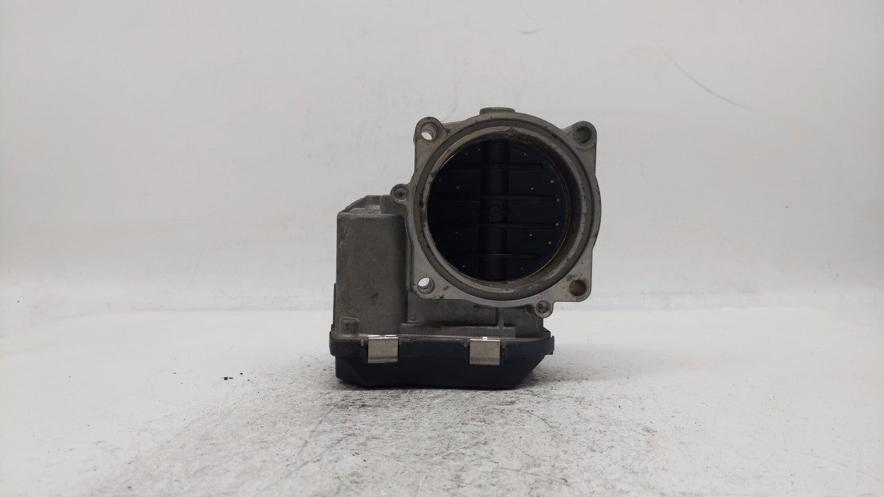 2007-2013 Bmw 328i Throttle Body P/N:7 556 188 1354 7556118 Fits 2007 2008 2009 2010 2011 2012 2013 OEM Used Auto Parts - Oemusedautoparts1.com