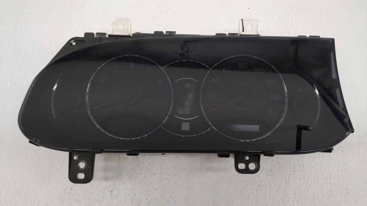 2005-2006 Toyota Avalon Instrument Cluster Speedometer Gauges P/N:83800-07370-00 83800-07211-00 Fits 2005 2006 OEM Used Auto Parts - Oemusedautoparts1.com