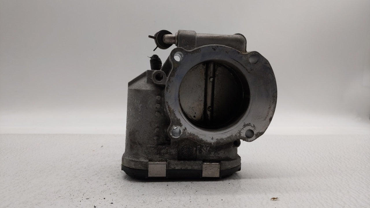 2010-2013 Kia Forte Throttle Body P/N:35100-2G200 Fits 2010 2011 2012 2013 OEM Used Auto Parts - Oemusedautoparts1.com