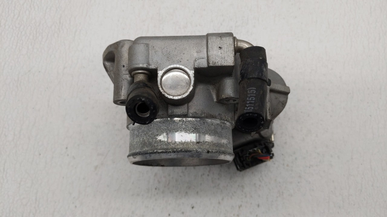 2011-2013 Kia Sportage Throttle Body P/N:35100-25400 35100-25200 Fits 2006 2007 2008 2009 2010 2011 2012 2013 OEM Used Auto Parts - Oemusedautoparts1.com