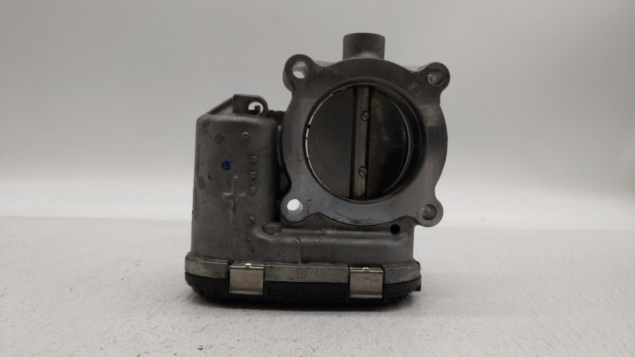 2014-2018 Ford Focus Throttle Body P/N:DS7E-9F991-BB Fits 2014 2015 2016 2017 2018 2019 2020 2021 2022 OEM Used Auto Parts - Oemusedautoparts1.com