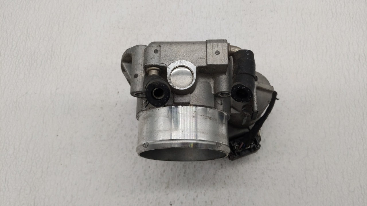 2011-2015 Kia Optima Throttle Body P/N:35100-2G700 Fits 2011 2012 2013 2014 2015 2016 OEM Used Auto Parts - Oemusedautoparts1.com