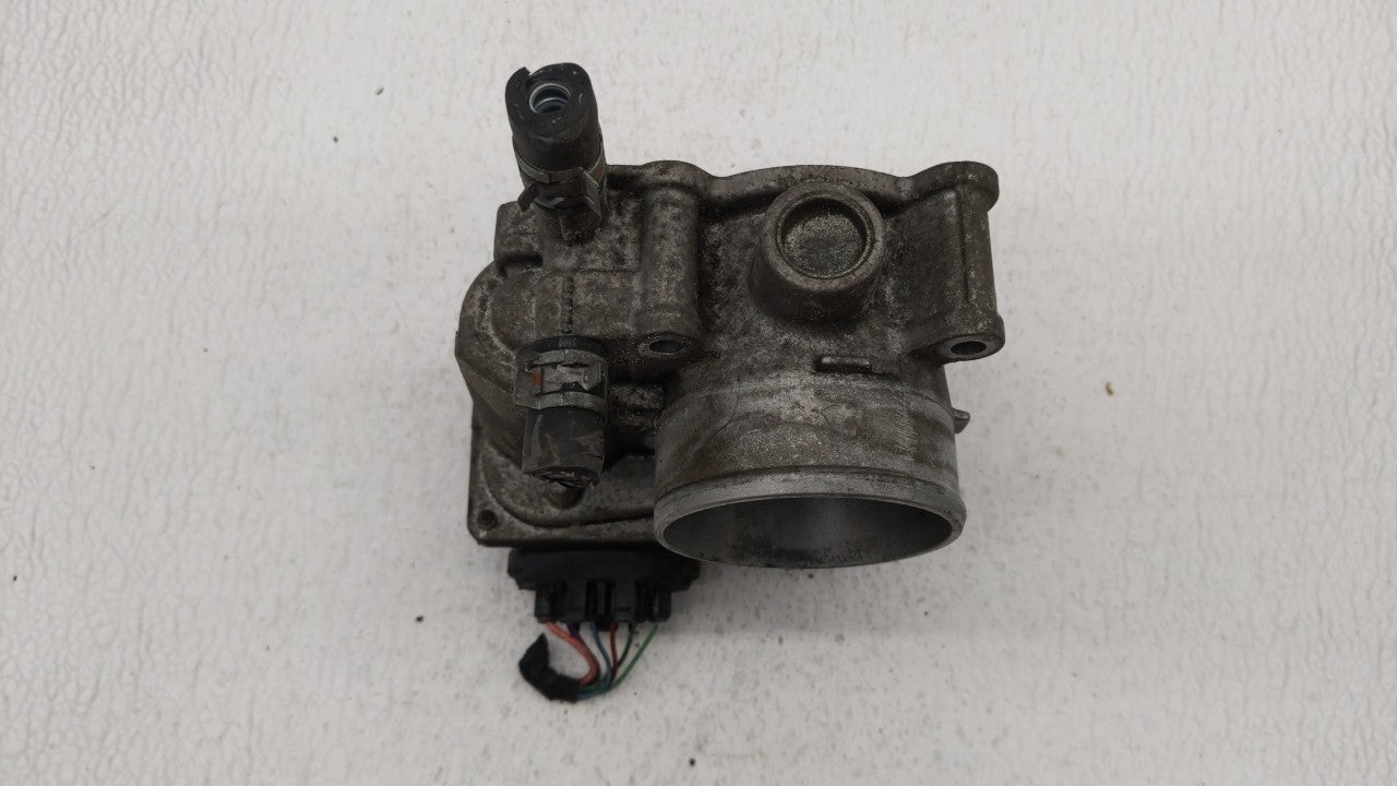 2011-2018 Toyota Corolla Throttle Body P/N:22030-0T080 Fits 2011 2012 2013 2014 2015 2016 2017 2018 OEM Used Auto Parts - Oemusedautoparts1.com