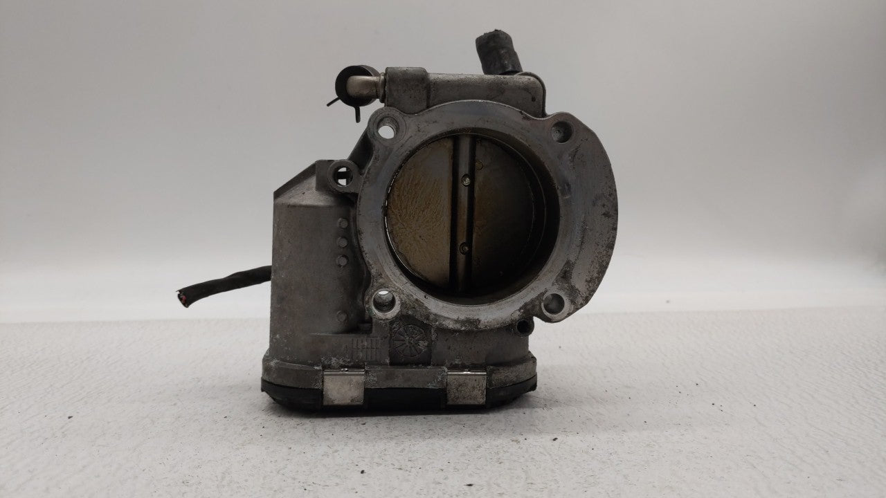 2011-2014 Hyundai Sonata Throttle Body P/N:35100-2G700 Fits 2011 2012 2013 2014 2015 2016 OEM Used Auto Parts - Oemusedautoparts1.com