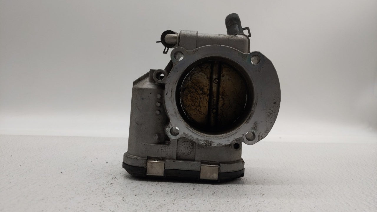 2011-2014 Hyundai Sonata Throttle Body P/N:35100-2G700 Fits 2011 2012 2013 2014 2015 2016 OEM Used Auto Parts - Oemusedautoparts1.com