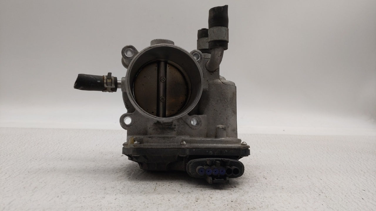 2012-2019 Hyundai Accent Throttle Body P/N:35100-2B300 Fits 2012 2013 2014 2015 2016 2017 2018 2019 OEM Used Auto Parts - Oemusedautoparts1.com