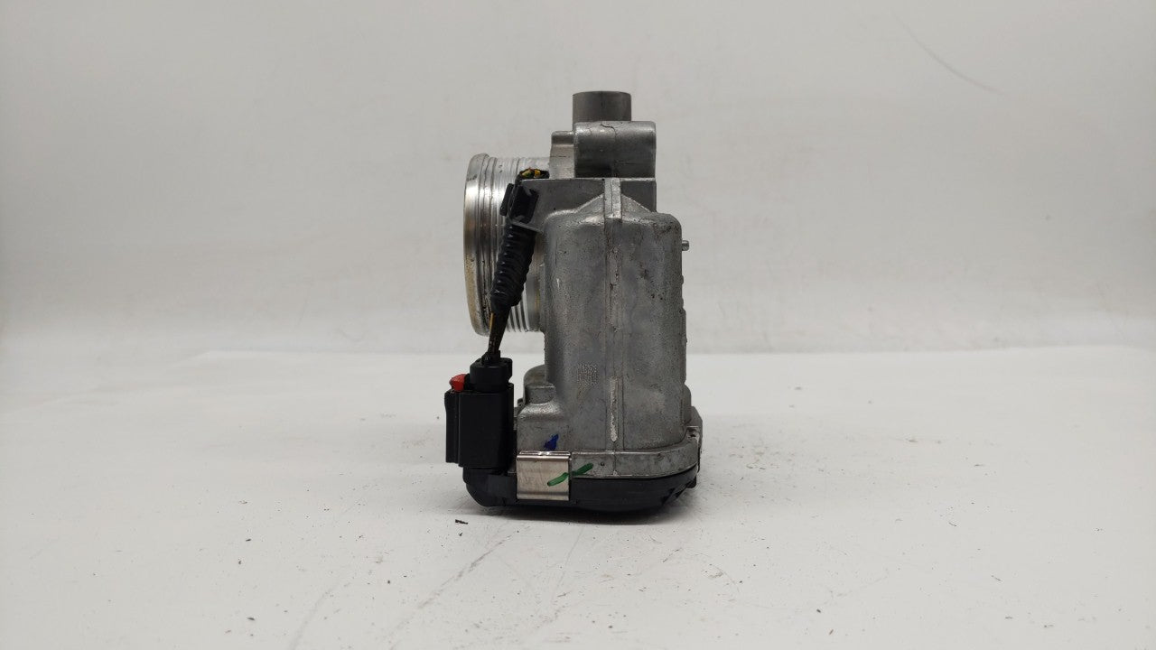 2016-2019 Ford Explorer Throttle Body P/N:DS7E-9F991-BB Fits 2014 2015 2016 2017 2018 2019 2020 2021 2022 OEM Used Auto Parts - Oemusedautoparts1.com