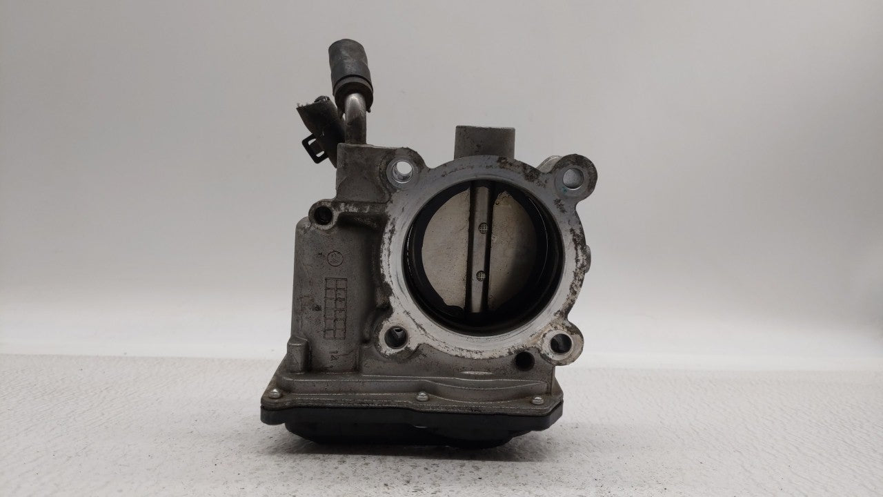 2011-2018 Hyundai Elantra Throttle Body P/N:35100-2E000 Fits 2011 2012 2013 2014 2015 2016 2017 2018 2019 OEM Used Auto Parts - Oemusedautoparts1.com