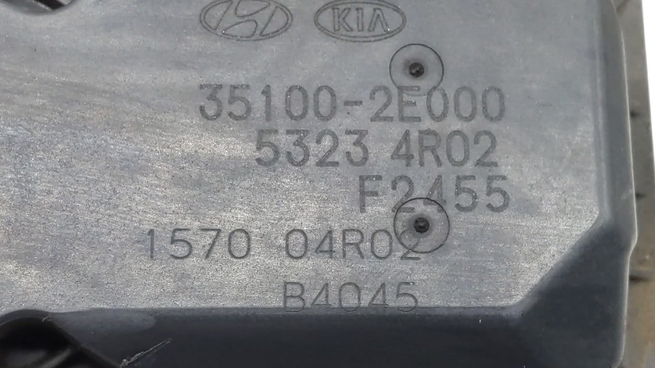 2011-2018 Hyundai Elantra Throttle Body P/N:35100-2E000 Fits 2011 2012 2013 2014 2015 2016 2017 2018 2019 OEM Used Auto Parts - Oemusedautoparts1.com