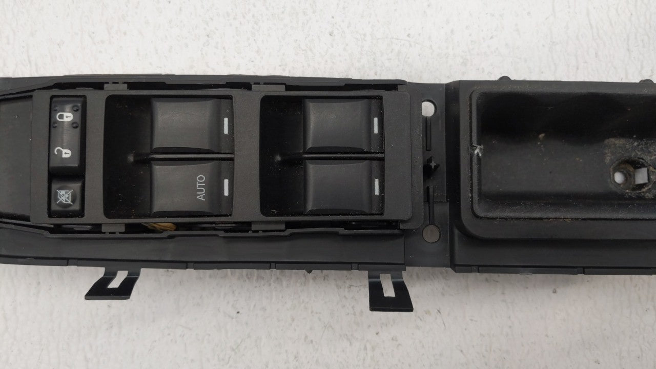 2011-2017 Jeep Patriot Master Power Window Switch Replacement Driver Side Left P/N:04602780AA 04602780AD Fits OEM Used Auto Parts - Oemusedautoparts1.com