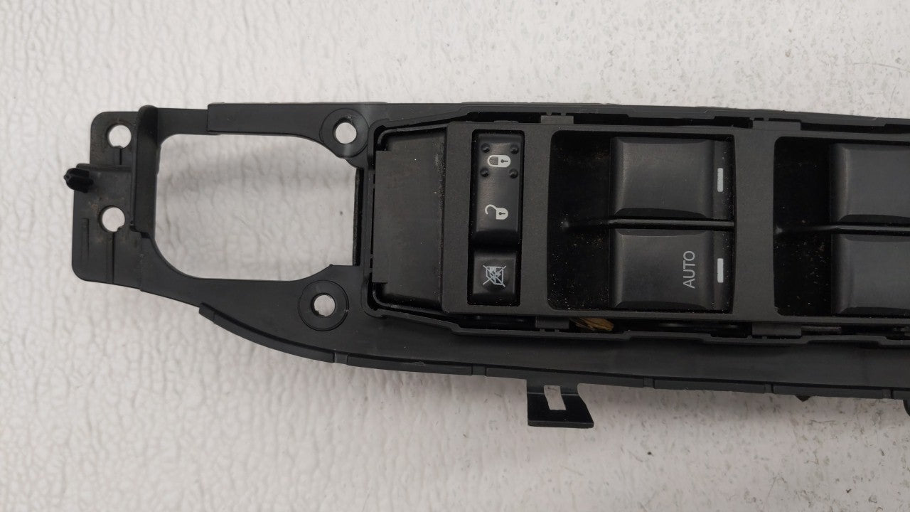 2011-2017 Jeep Patriot Master Power Window Switch Replacement Driver Side Left P/N:04602780AA 04602780AD Fits OEM Used Auto Parts - Oemusedautoparts1.com