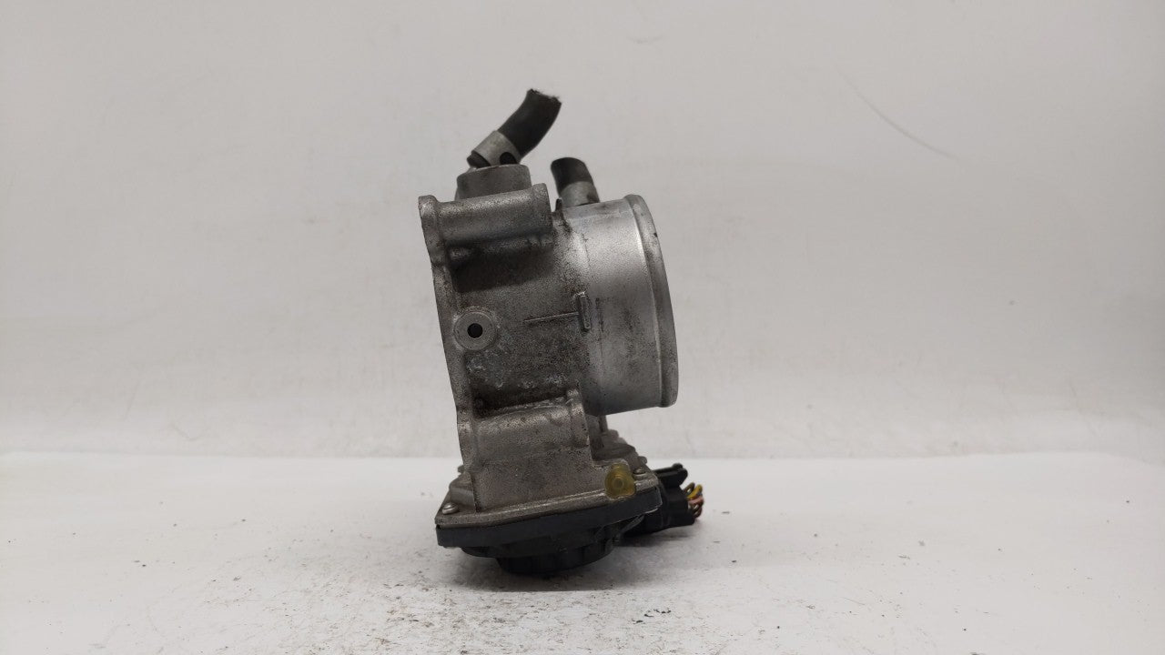 2011-2018 Hyundai Elantra Throttle Body P/N:35100-2E000 Fits 2011 2012 2013 2014 2015 2016 2017 2018 2019 OEM Used Auto Parts - Oemusedautoparts1.com