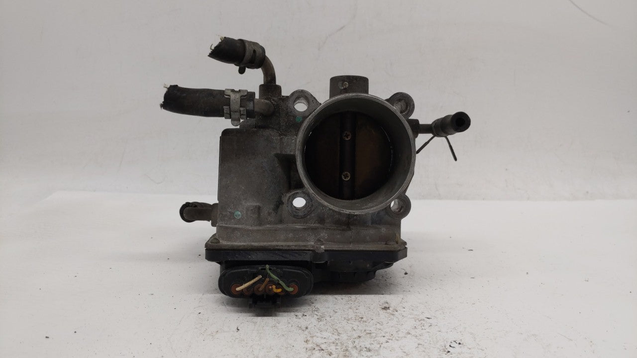 2004-2006 Toyota Camry Throttle Body P/N:22030-28060 22030-0H020 Fits 2004 2005 2006 2007 OEM Used Auto Parts - Oemusedautoparts1.com