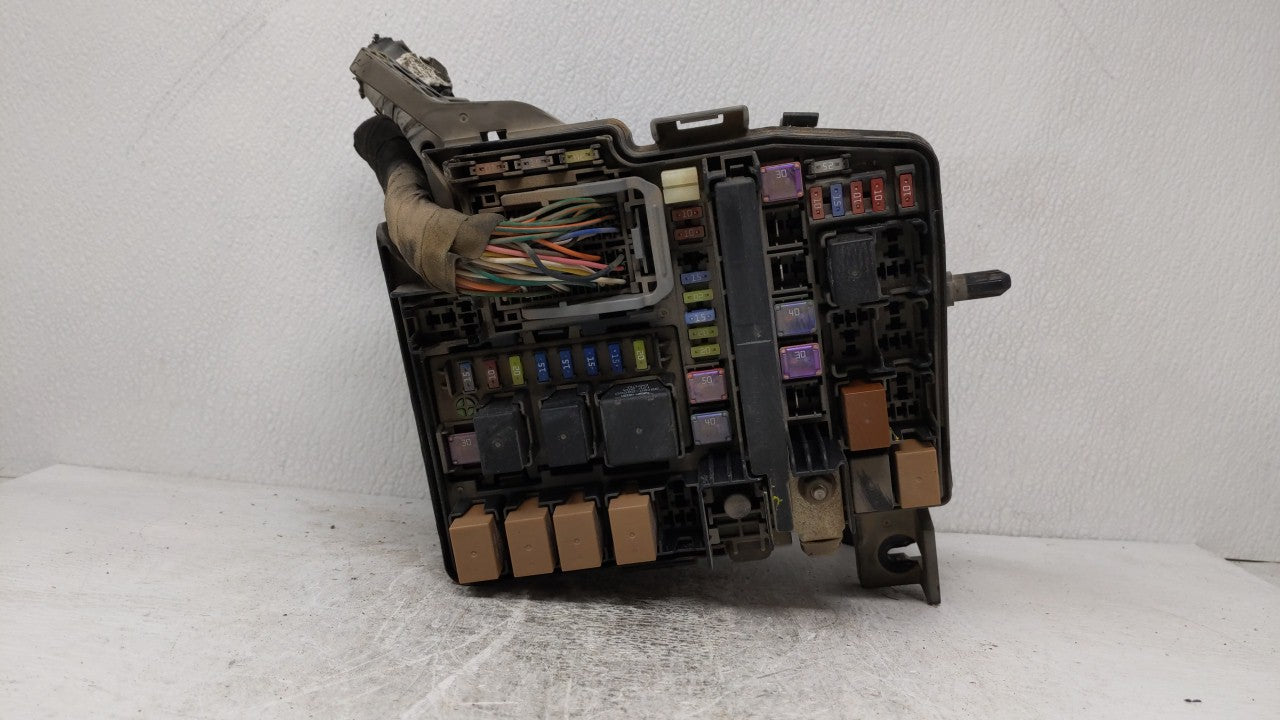 2011-2014 Hyundai Sonata Fusebox Fuse Box Panel Relay Module P/N:VS912003Q071MG VSQFHE2370F0175 Fits 2011 2012 2013 2014 OEM Used Auto Parts - Oemusedautoparts1.com