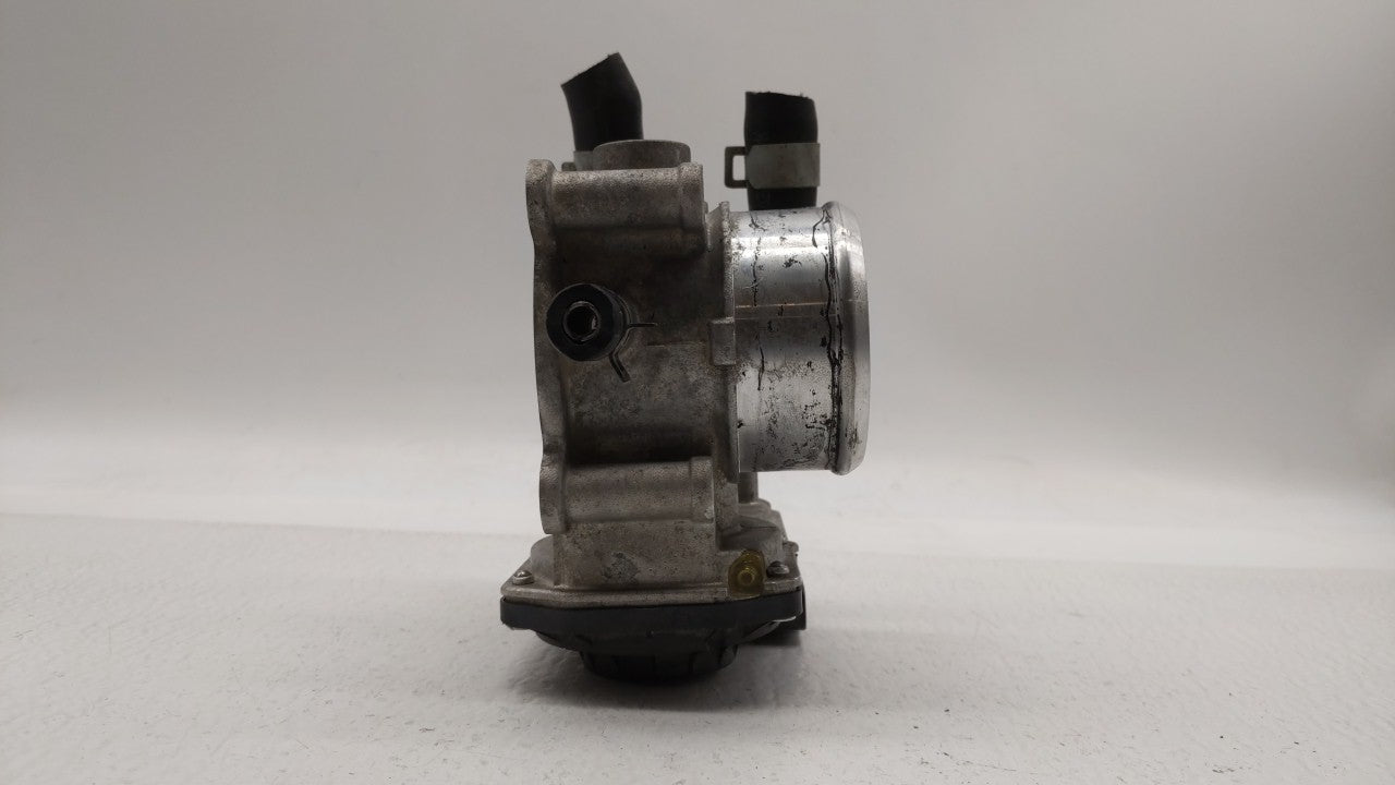 2015-2019 Hyundai Sonata Throttle Body P/N:35100-2B340 Fits 2015 2016 2017 2018 2019 2020 2021 2022 OEM Used Auto Parts - Oemusedautoparts1.com