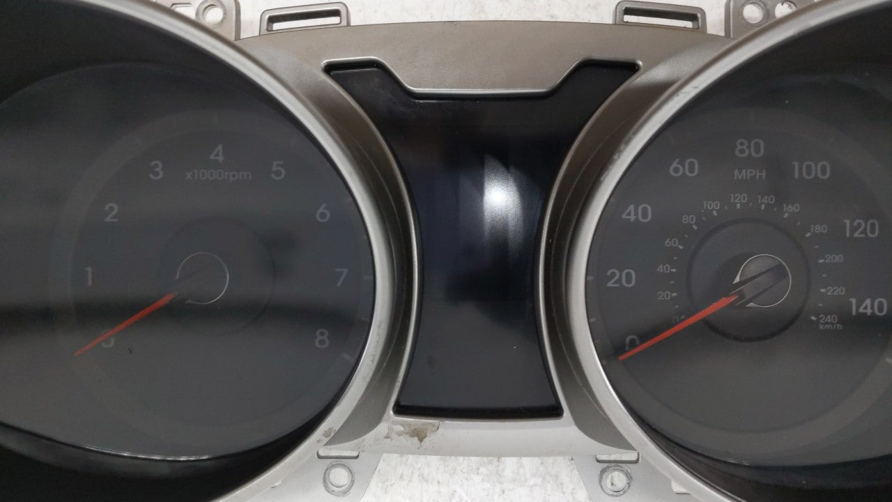 2012-2015 Hyundai Veloster Instrument Cluster Speedometer Gauges P/N:94011-2V330PD5 94001-2V330 Fits 2012 2013 2014 2015 OEM Used Auto Parts - Oemusedautoparts1.com