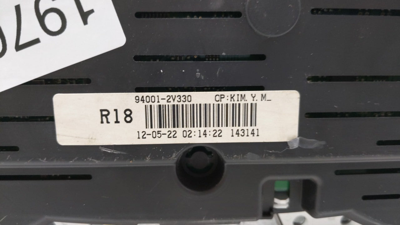 2012-2015 Hyundai Veloster Instrument Cluster Speedometer Gauges P/N:94011-2V330PD5 94001-2V330 Fits 2012 2013 2014 2015 OEM Used Auto Parts - Oemusedautoparts1.com