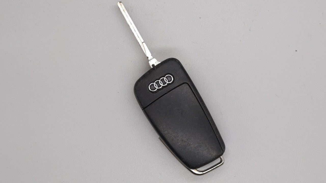 Audi Keyless Entry Remote Fob Myt4073a   8e0 837 220 L 4 Buttons - Oemusedautoparts1.com