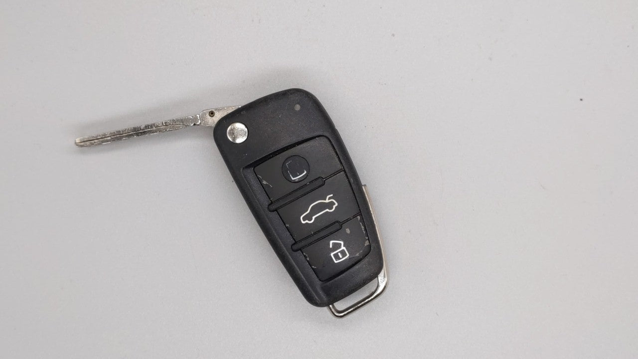 Audi Keyless Entry Remote Fob Myt4073a   8e0 837 220 L 4 Buttons - Oemusedautoparts1.com